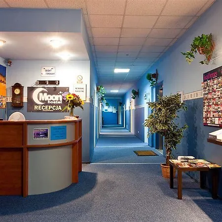 Hostel Moon *